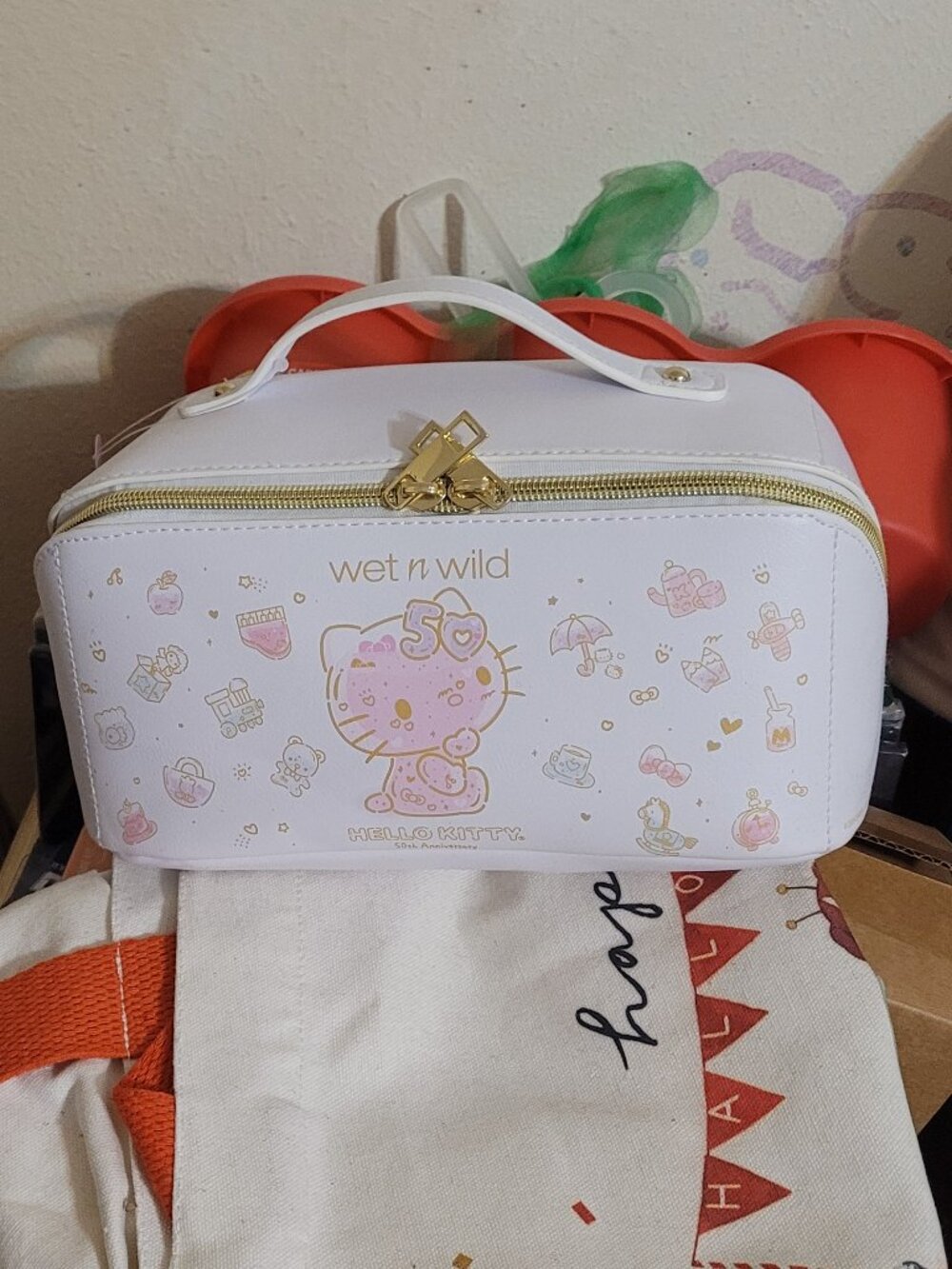 Kello Kitty Makeup bag
